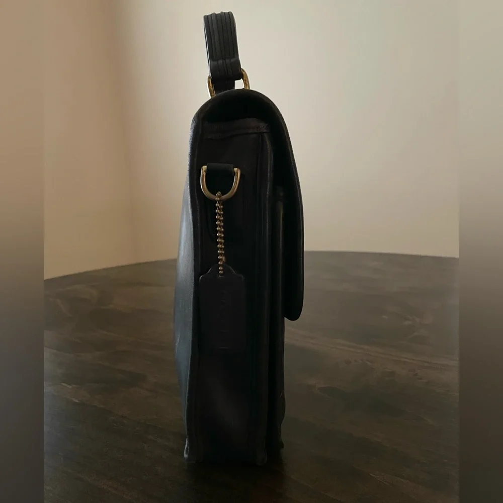 Vintage Coach 5130 Station Bag - Picture 6 of 16